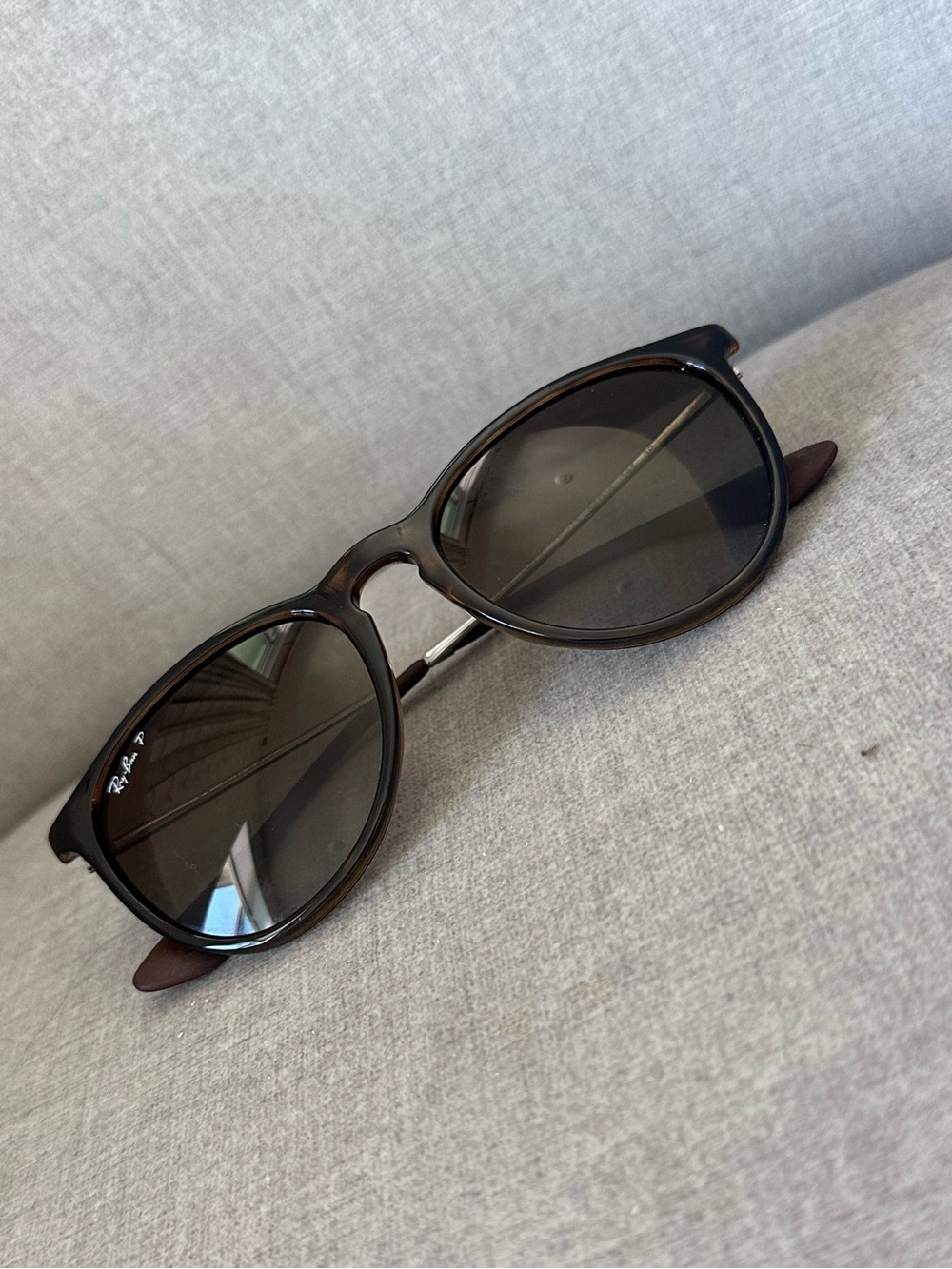 Ray-Ban Brown Tortoise Round Sunglasses with Dark Lenses (Erika)